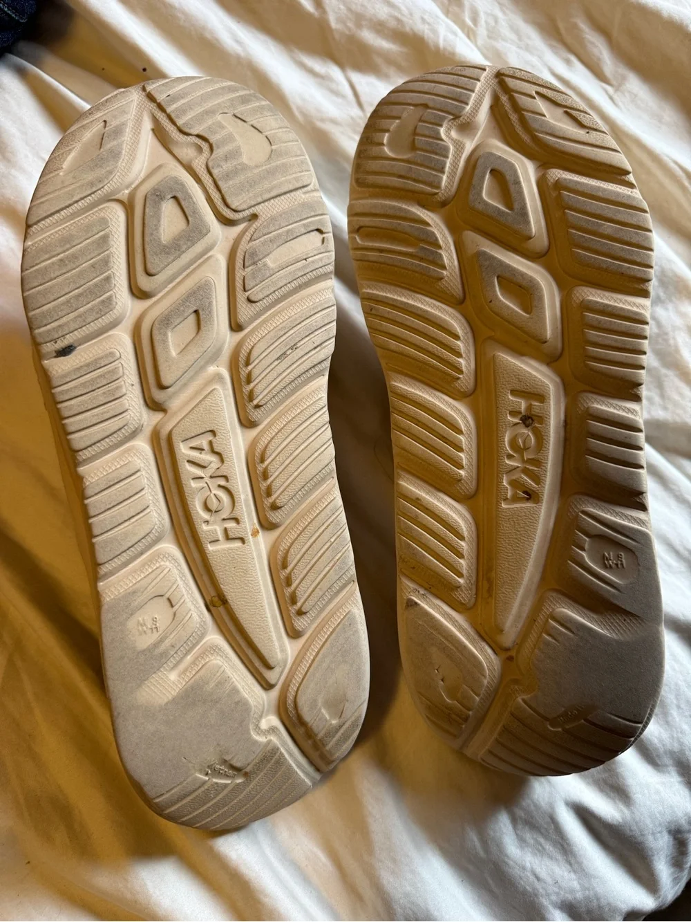 HOKA Ora Recovery Slides Unisex Men’s 9 / Women’s 11 Beige Cushioned Sandals